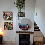 Crurtin Kitty's Holiday home *